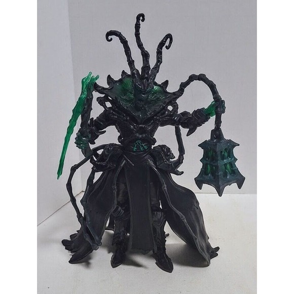 2021 RIOT GAMES SPIN MASTER LEAGUE OF LEGENDS CHAMPIONSHIP COLLECTION THRESH 6" - Picture 2 of 11
